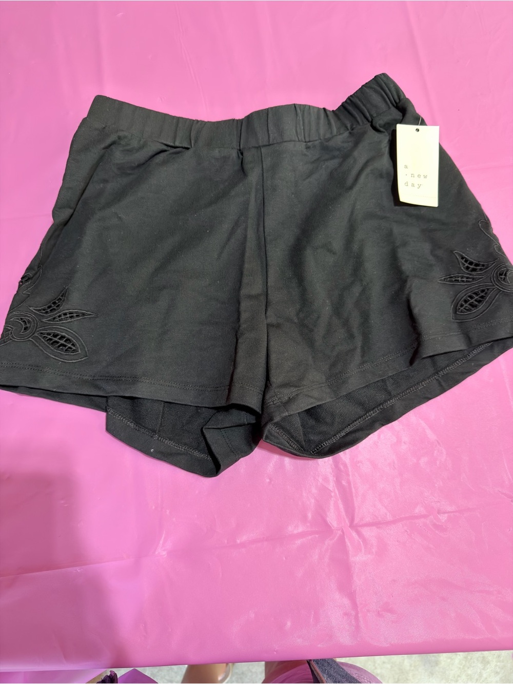 A New Day Black Womens Embroidered Shorts Size Small NWT